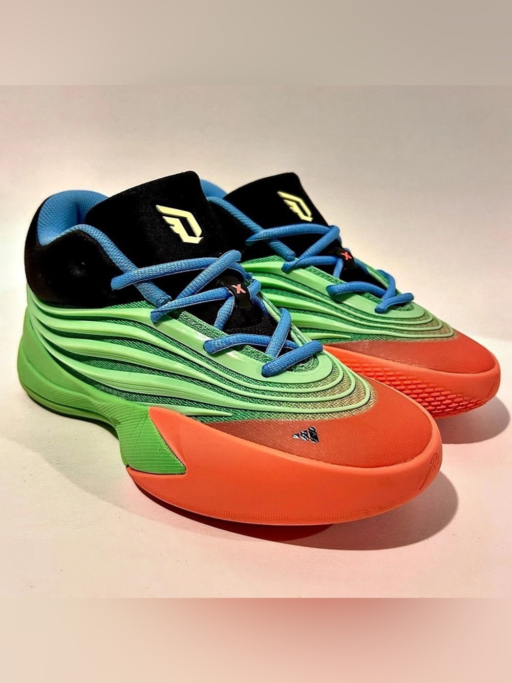 Adidas Dame X Dame’s Light Youth Basketball Sneakers Size 5